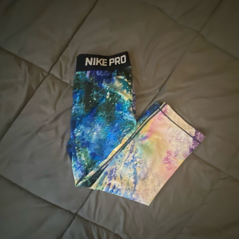 Nike pro